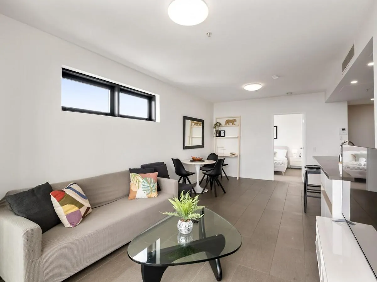 2B Golf Parkside Panoramic Cityview Topfloor Brisbane